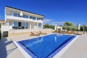 Villa Capan with private pool and sea view
